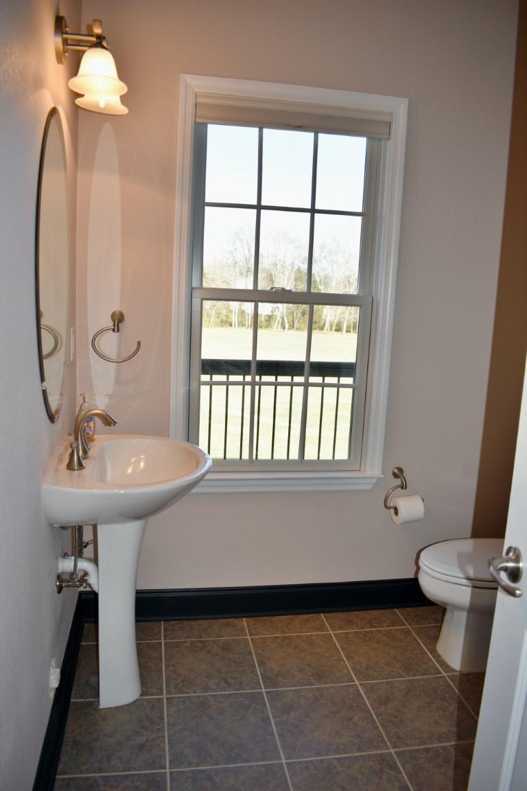 1235 New Lake Road, Unit #8 Spring City, TN 37381 - Photo 18 of 39 Downstairs Bath 1 (Medium)