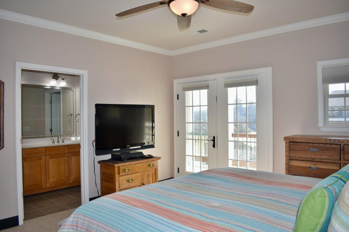 1235 New Lake Road, Unit #8 Spring City, TN 37381 - Photo 25 of 39 Master bedroom 1 (Medium)