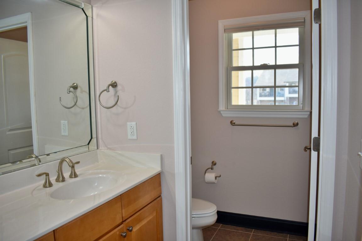 1235 New Lake Road, Unit #8 Spring City, TN 37381 - Photo 27 of 39 Master bedroom bath 2 (Medium)
