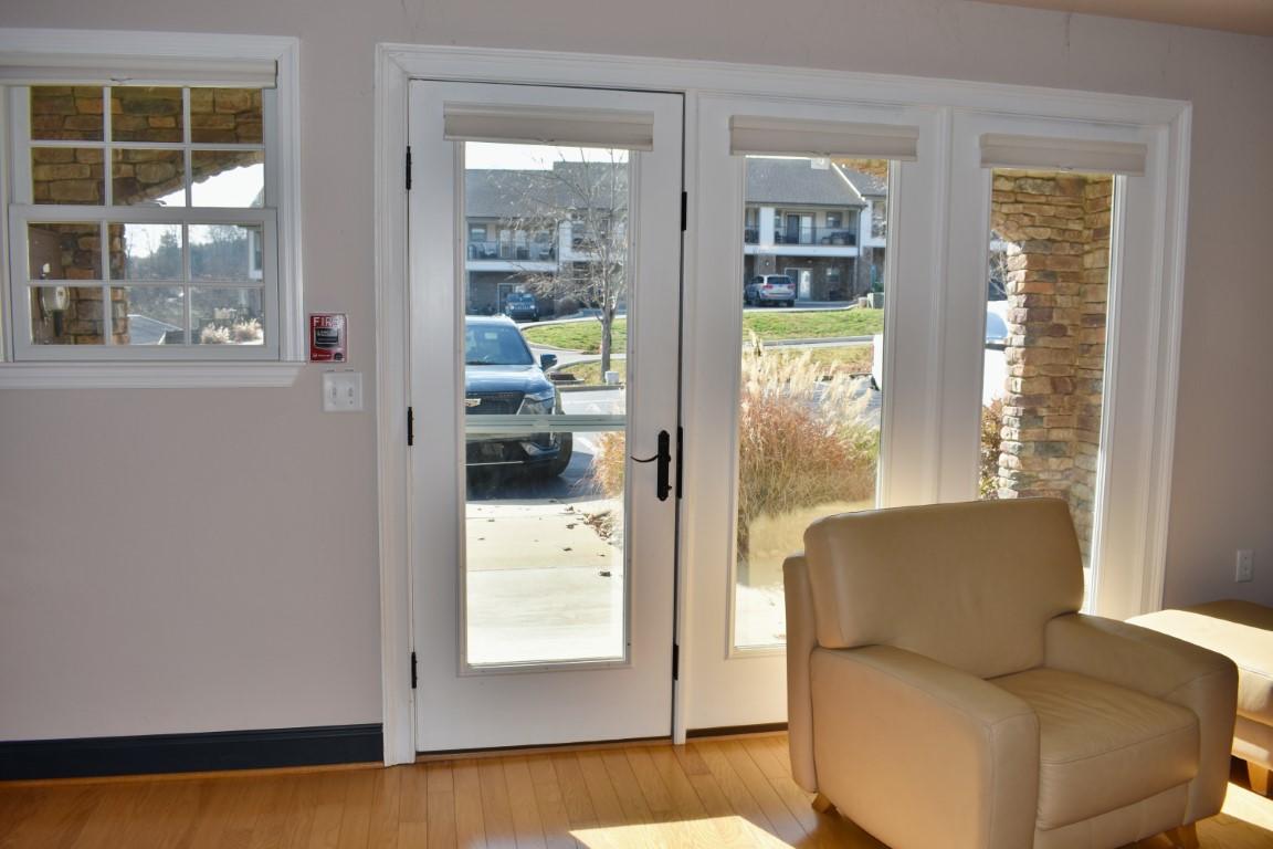 1235 New Lake Road, Unit #8 Spring City, TN 37381 - Photo 10 of 39 Living Room 10 (Medium)