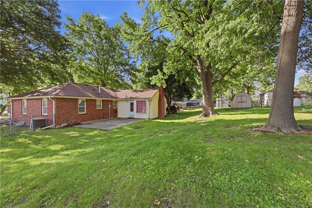 3918 South Main Street Independence, MO 64055 - Photo 23 of 24