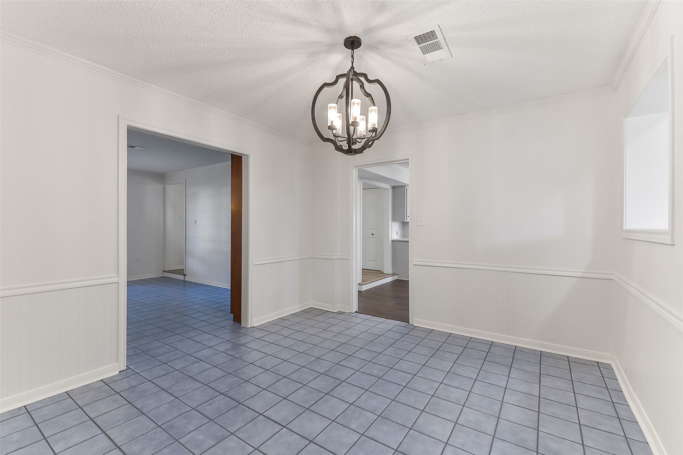 13103 Coral Ridge Court Houston, TX 77069 - Photo 15 of 43 a view of an entryway with wooden floor