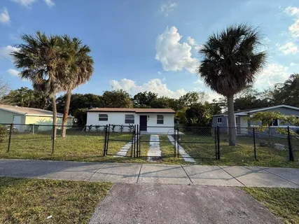 $399,000 | 3370 Northwest 9th Street, Lauderhill, FL 33311