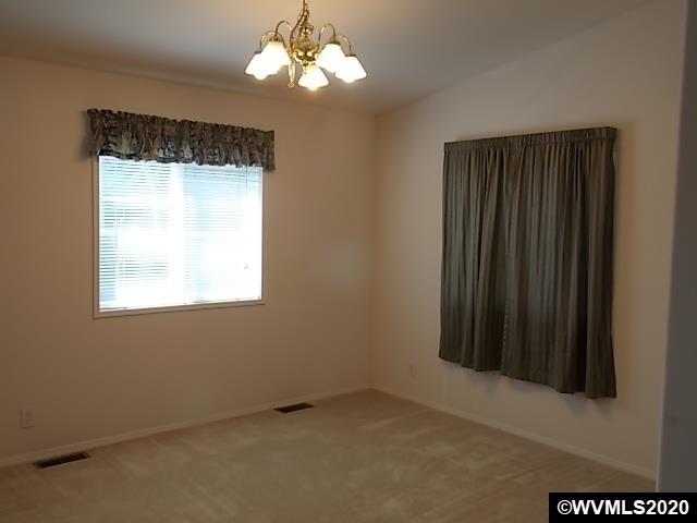 5422 Portland Road Northeast, Unit 16 Salem, OR 97305 - Photo 5 of 11