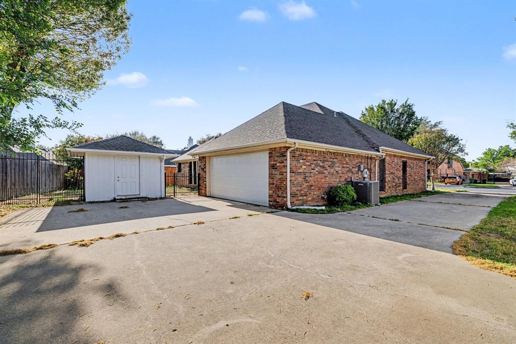 505 Springhill Drive Hurst, TX 76054 - Photo 24 of 25