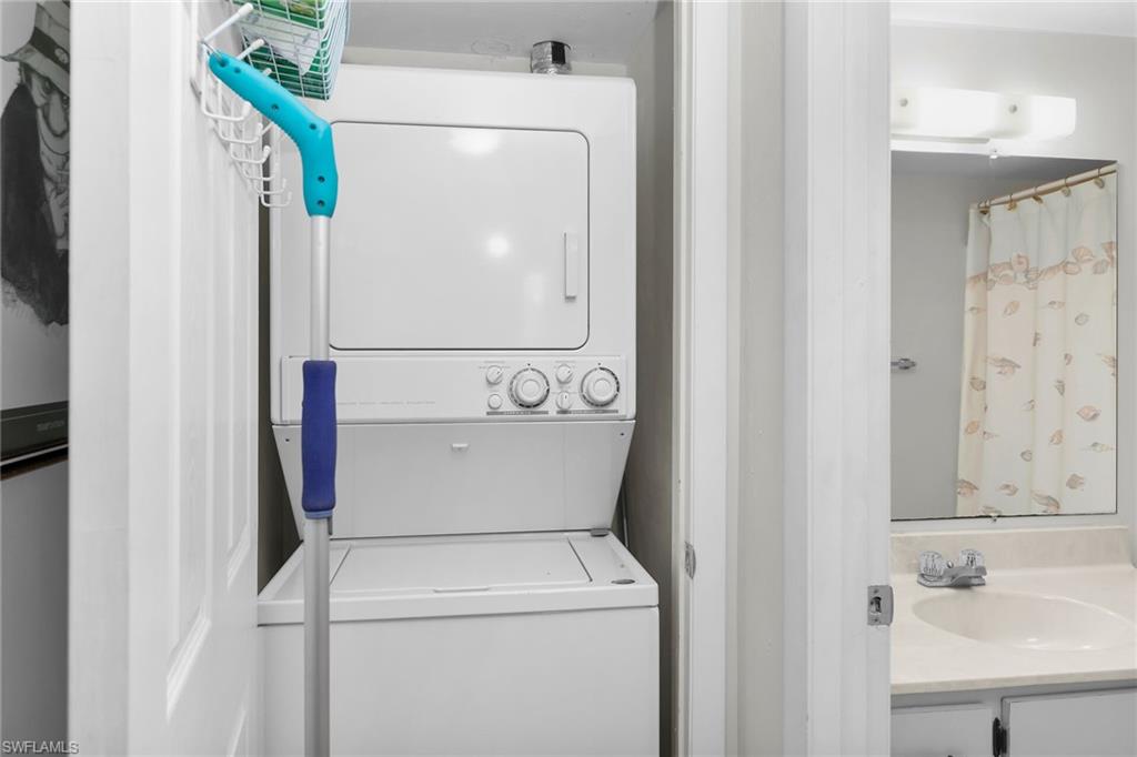 16007 Davis Road, Unit 423 Fort Myers, FL 33908 - Photo 17 of 24 Gallery Image 17