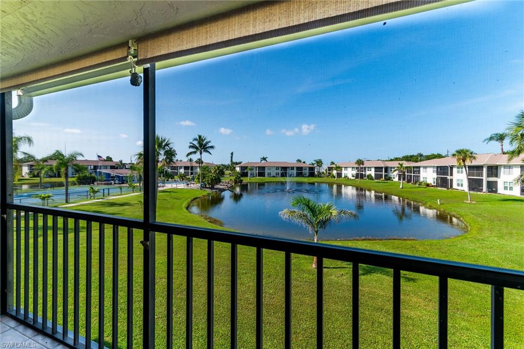 16007 Davis Road, Unit 423 Fort Myers, FL 33908 - Photo 2 of 24 Gallery Image 2