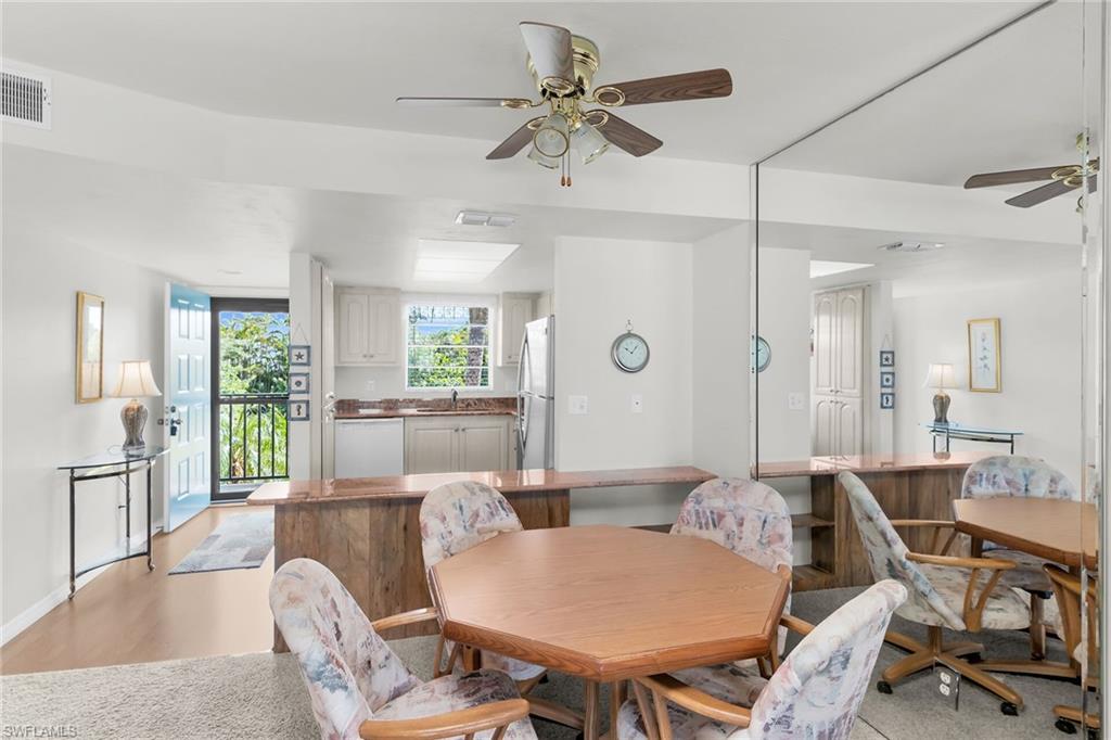 16007 Davis Road, Unit 423 Fort Myers, FL 33908 - Photo 7 of 24 Gallery Image 7