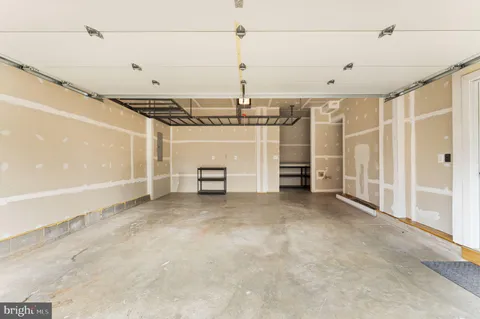 $1,200,000 | 204 Railbender Alley Southeast, Leesburg, VA 20175