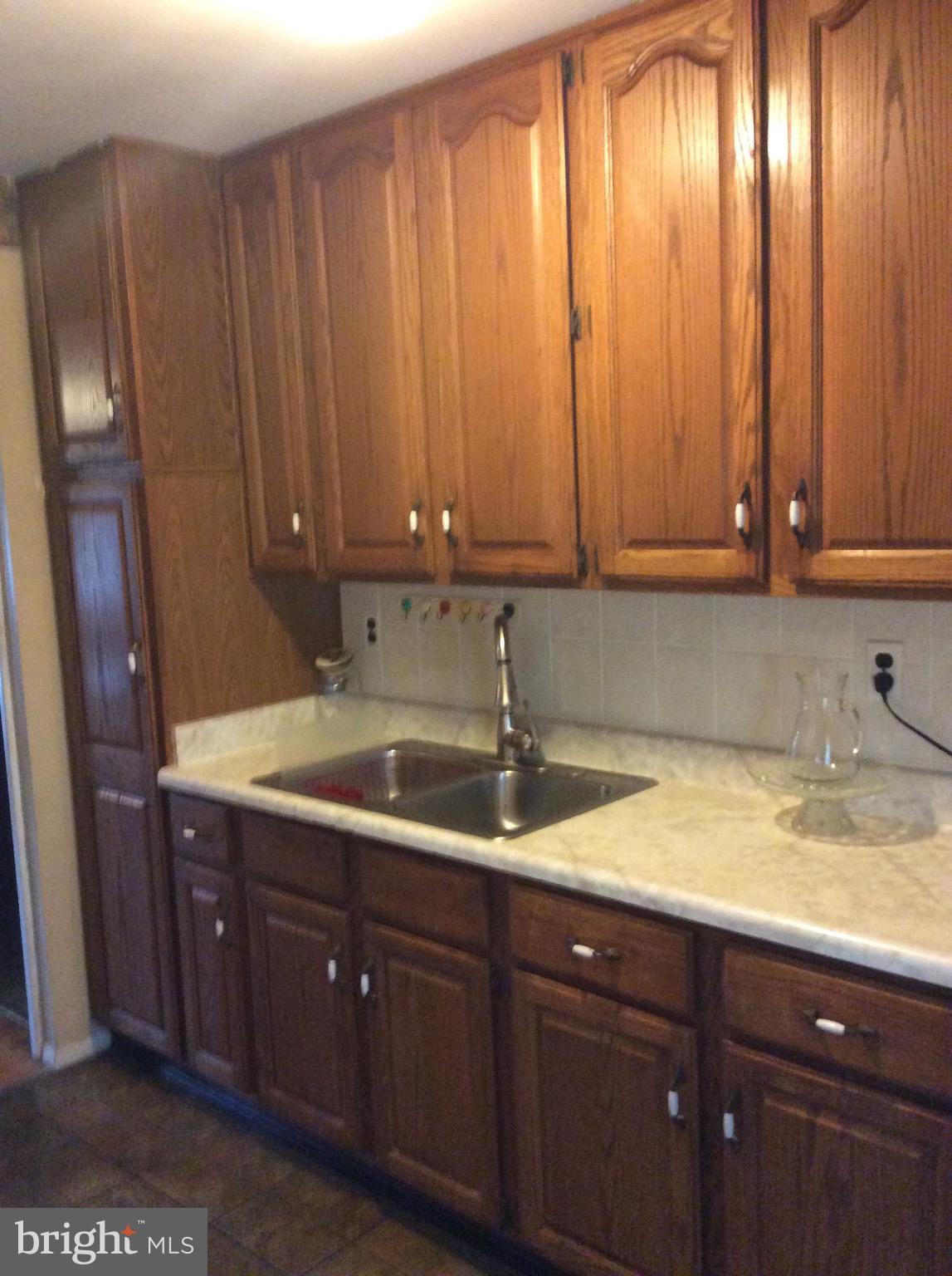 915 North Rosedale Street Baltimore, MD 21216 - Photo 4 of 16 Kitchen 1