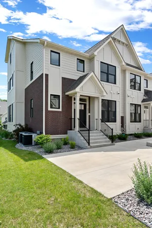 $1,700,000 | 2357 Simply Living Lane, Hudson, WI 54016