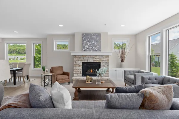 $1,700,000 | 2357 Simply Living Lane, Hudson, WI 54016