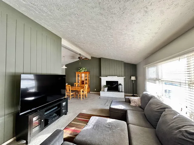 $170,000 | 4010 Highcrest Road, Rockford, IL 61107