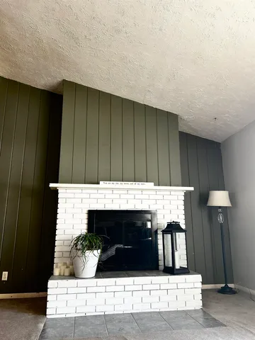 $170,000 | 4010 Highcrest Road, Rockford, IL 61107