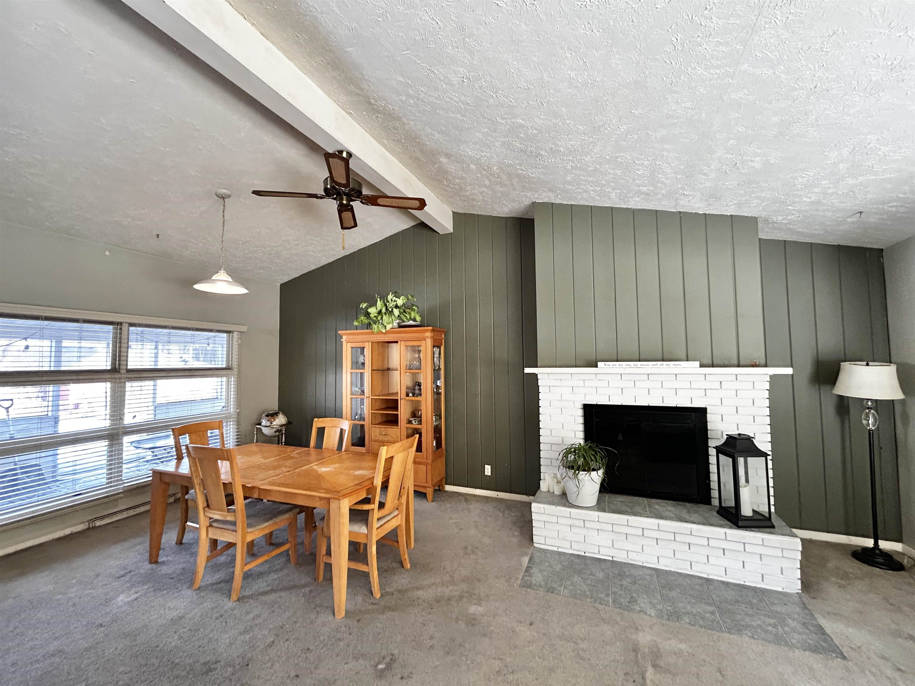 4010 Highcrest Road Rockford, IL 61107 - Photo 13 of 24