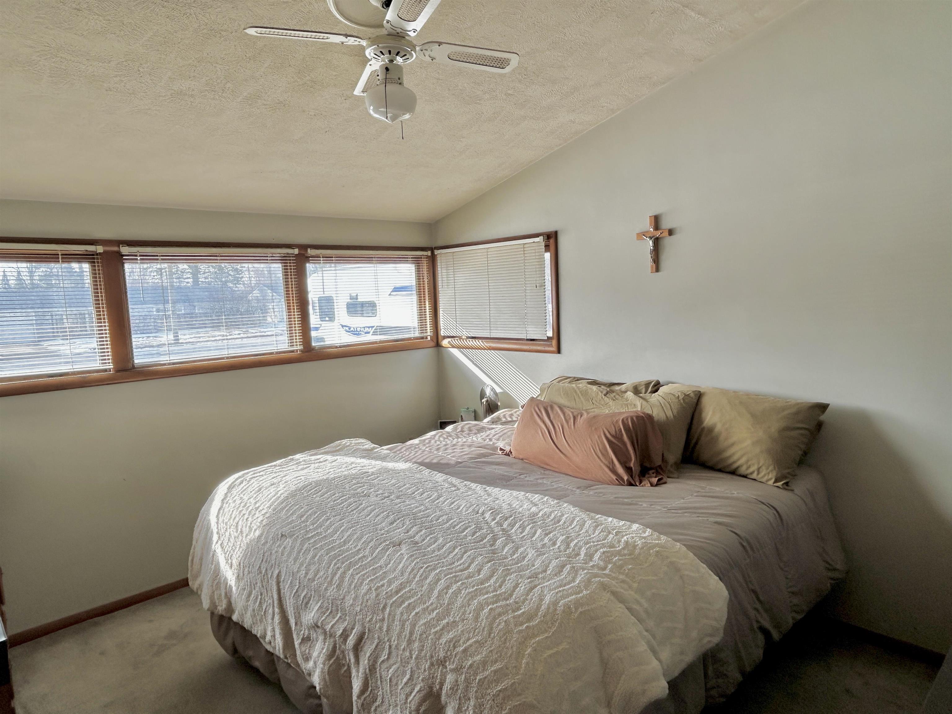 4010 Highcrest Road Rockford, IL 61107 - Photo 18 of 24