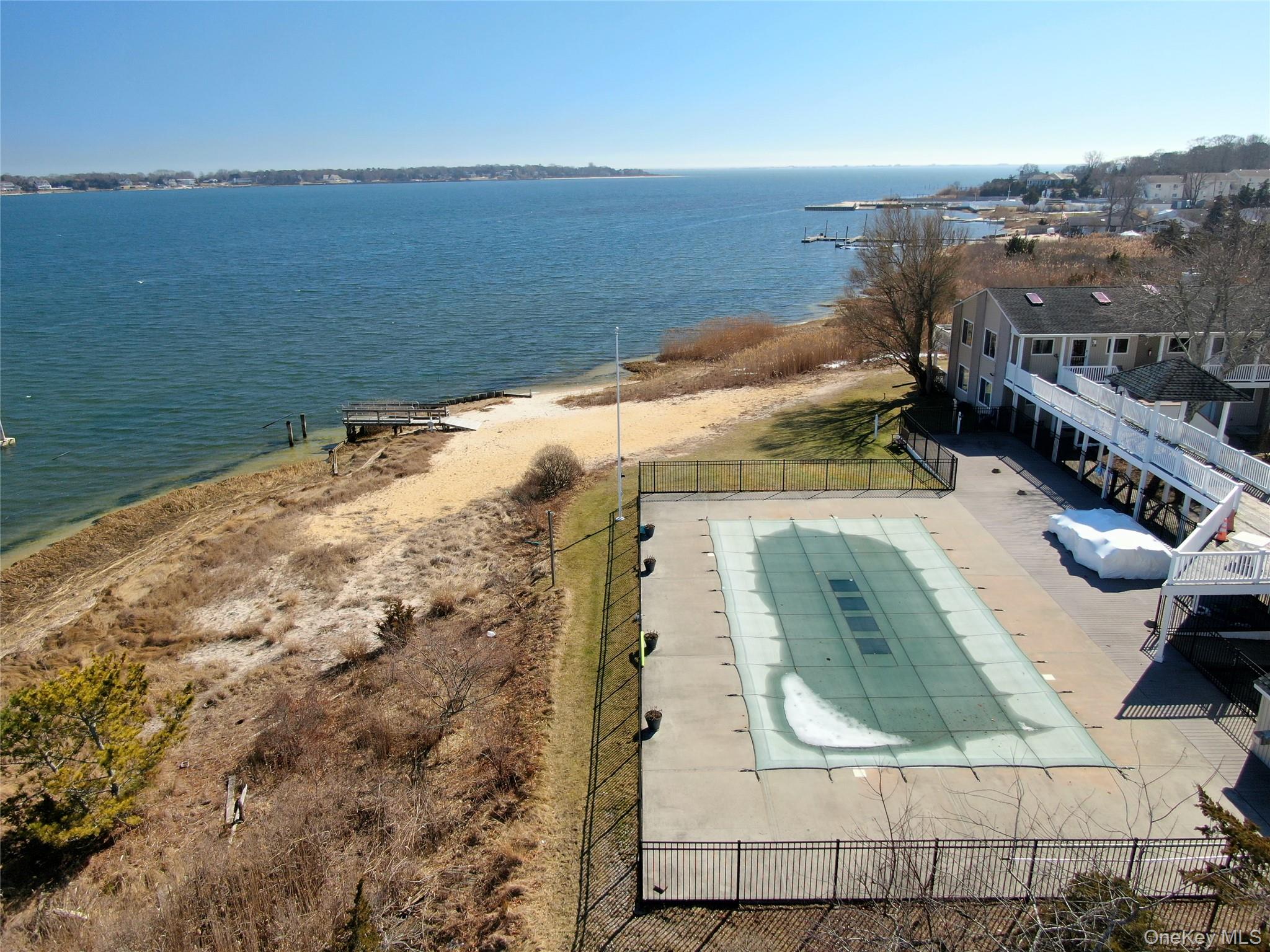 61 West Tiana Road, Unit 10 Hampton Bays, NY 11946 - Photo 26 of 28