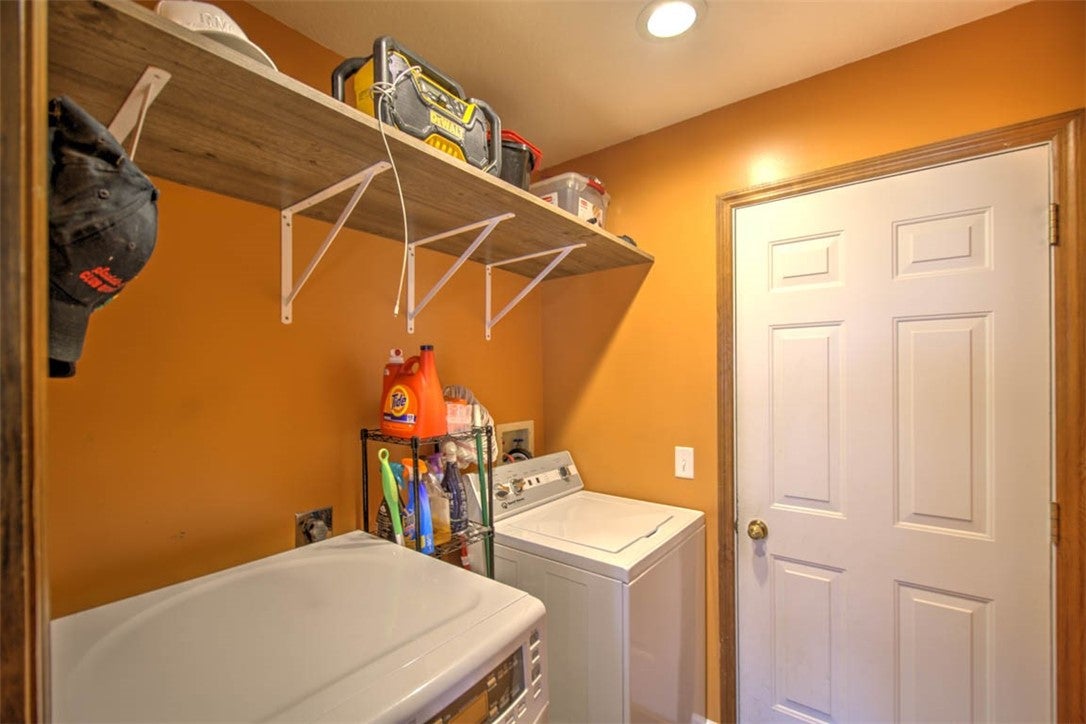 2649 Pheasant Run Decatur, IL 62521 - Photo 16 of 21 Gallery Image 16