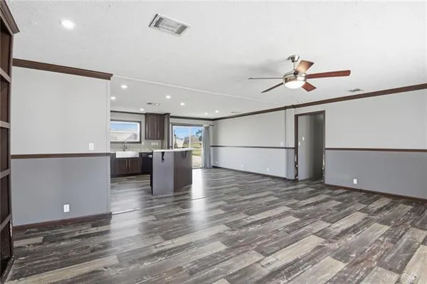 $69,900 | 135 Ave B, Buras, LA 70041