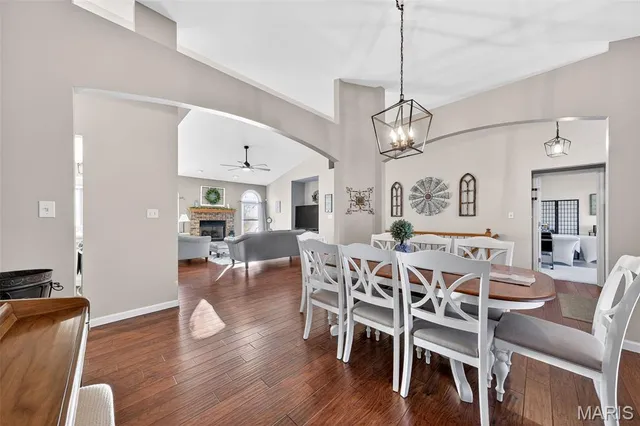 $475,000 | 82 Boschert Creek Drive, St. Peters, MO 63376