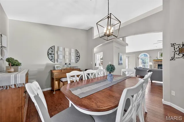 $475,000 | 82 Boschert Creek Drive, St. Peters, MO 63376