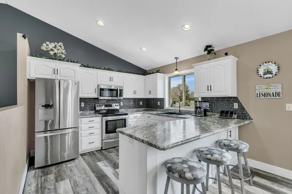 $379,900 | 1017 4th Street North, Sartell, MN 56377