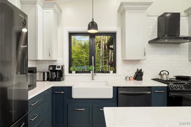 $995,000 | 8623 Powerline Drive, Diana, NY 13648