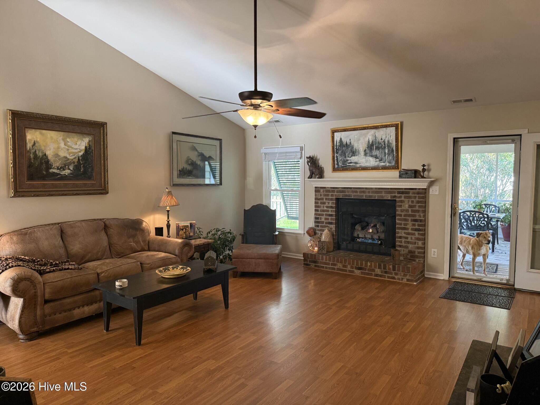 606 Barbour Road Morehead City, NC 28557 - Photo 3 of 28 IMG_6404