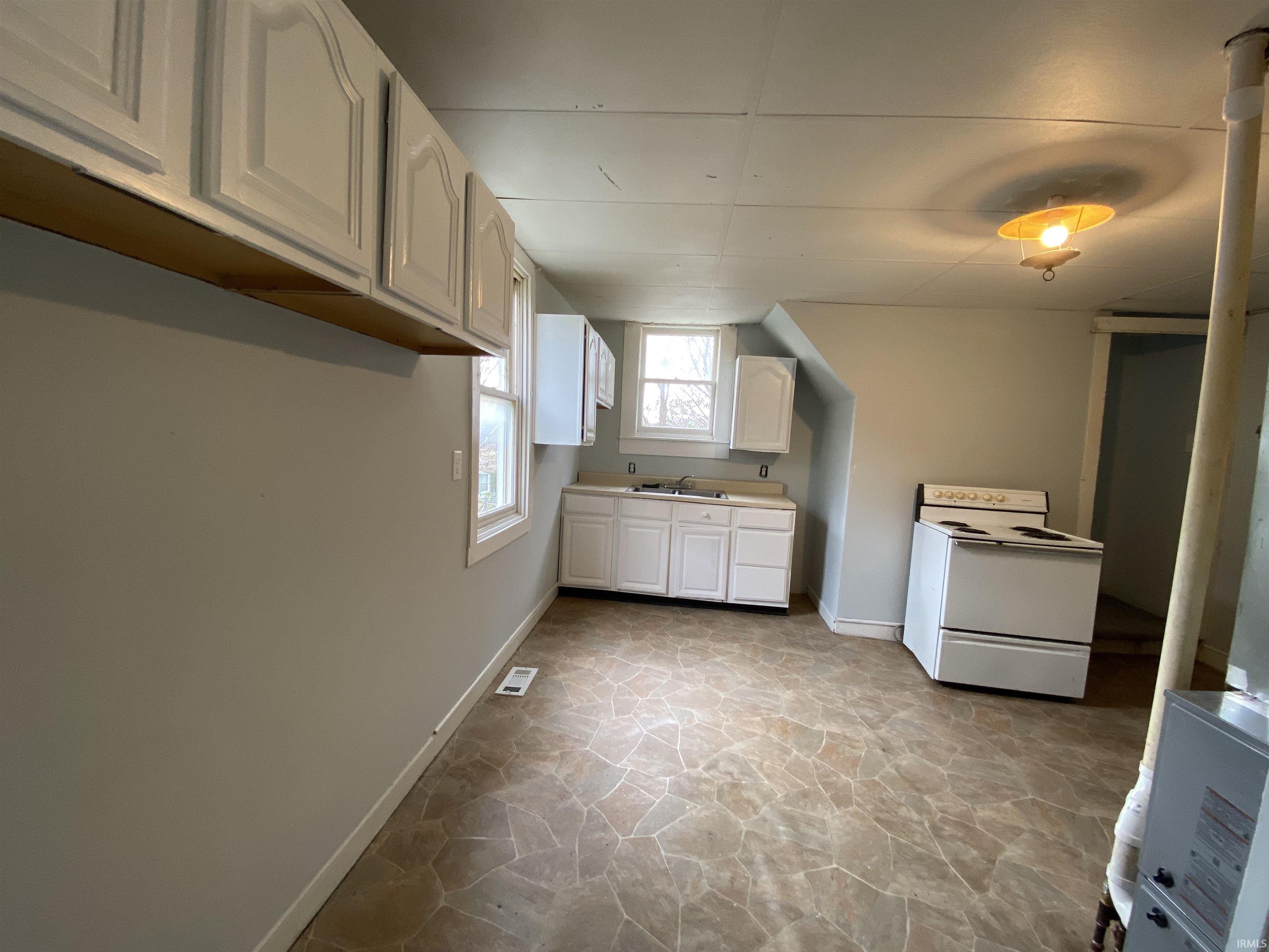 153 Lafayette Avenue Oolitic, IN 47451 - Photo 7 of 36