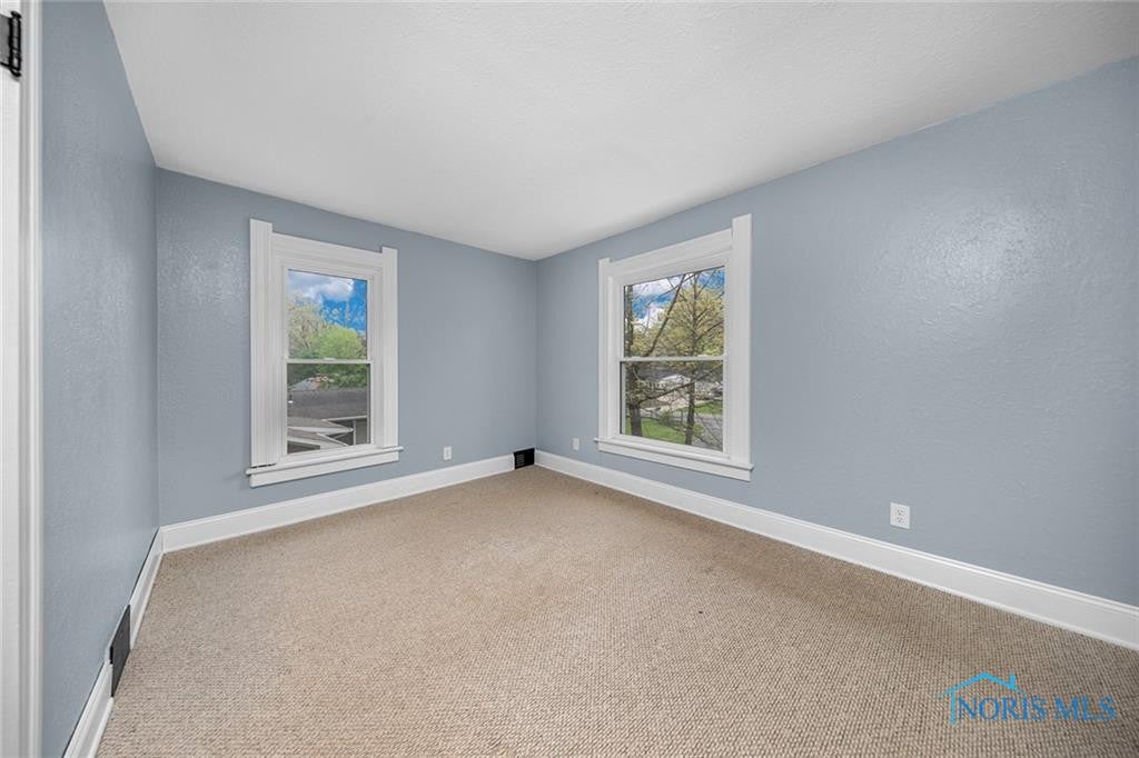 6036 Flanders Road Sylvania, OH 43560 - Photo 30 of 47 Gallery Image 30