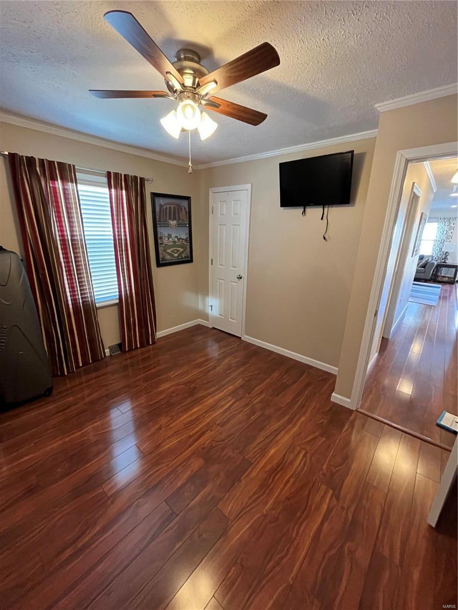 214 West County Road Jerseyville, IL 62052 - Photo 23 of 45 Gallery Image 23
