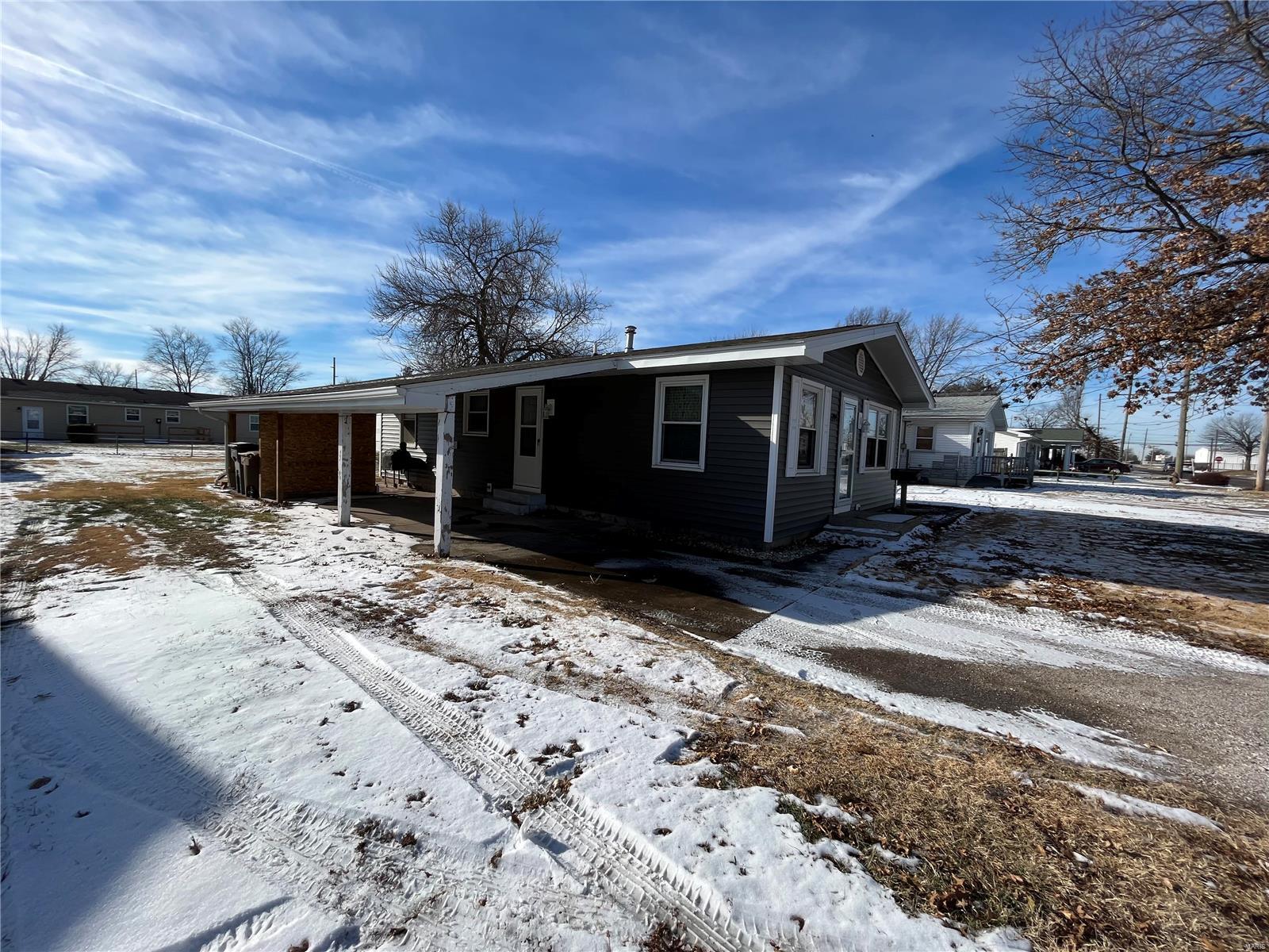 214 West County Road Jerseyville, IL 62052 - Photo 31 of 45 Gallery Image 31