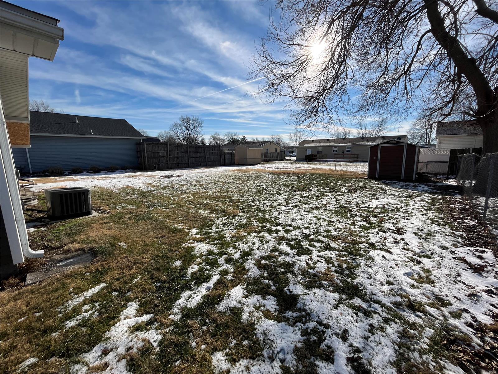 214 West County Road Jerseyville, IL 62052 - Photo 42 of 45 Gallery Image 42