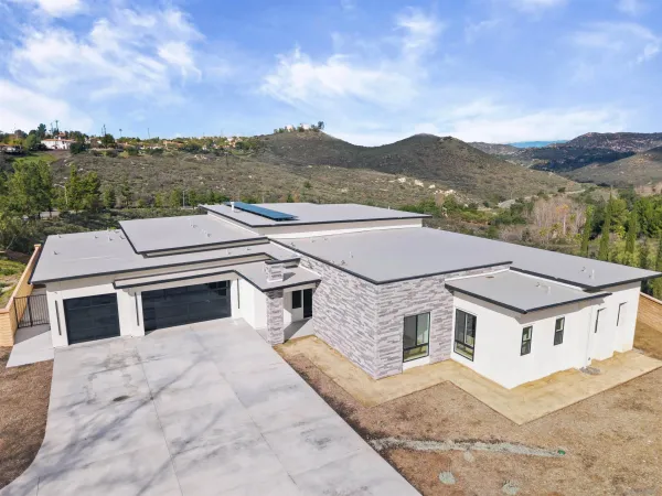 $3,340,000 | 16925 Old Coach Road, Poway, CA 92064