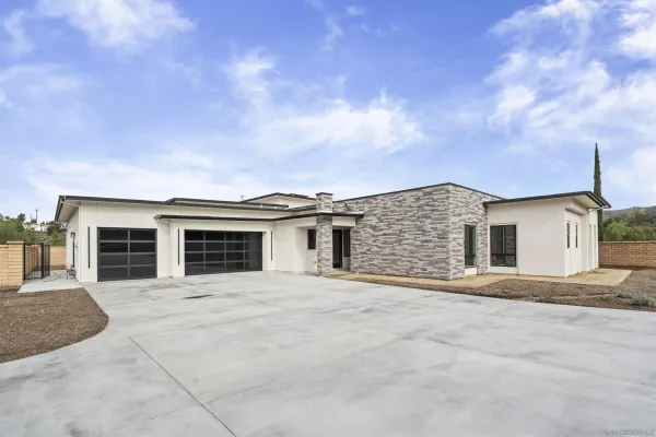 $3,340,000 | 16925 Old Coach Road, Poway, CA 92064