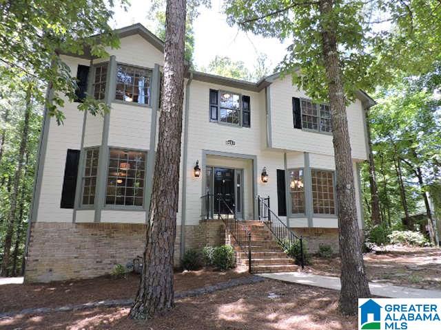 1413 Colonial Way Alabaster, AL 35007 - Photo 3 of 36