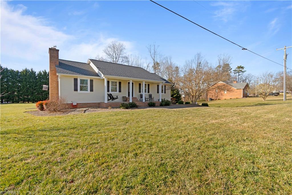 1106 Priddy Road King, NC 27021 - Photo 2 of 32