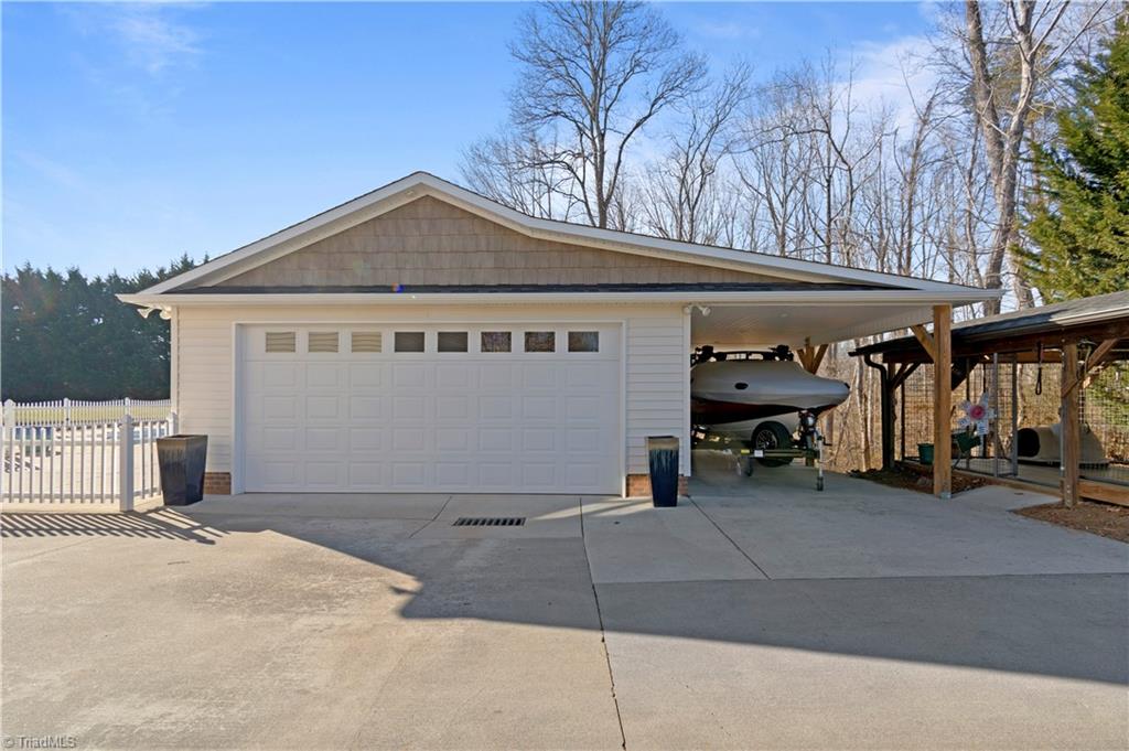 1106 Priddy Road King, NC 27021 - Photo 21 of 32