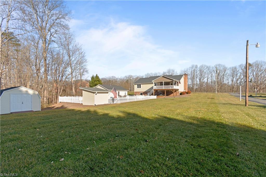 1106 Priddy Road King, NC 27021 - Photo 25 of 32