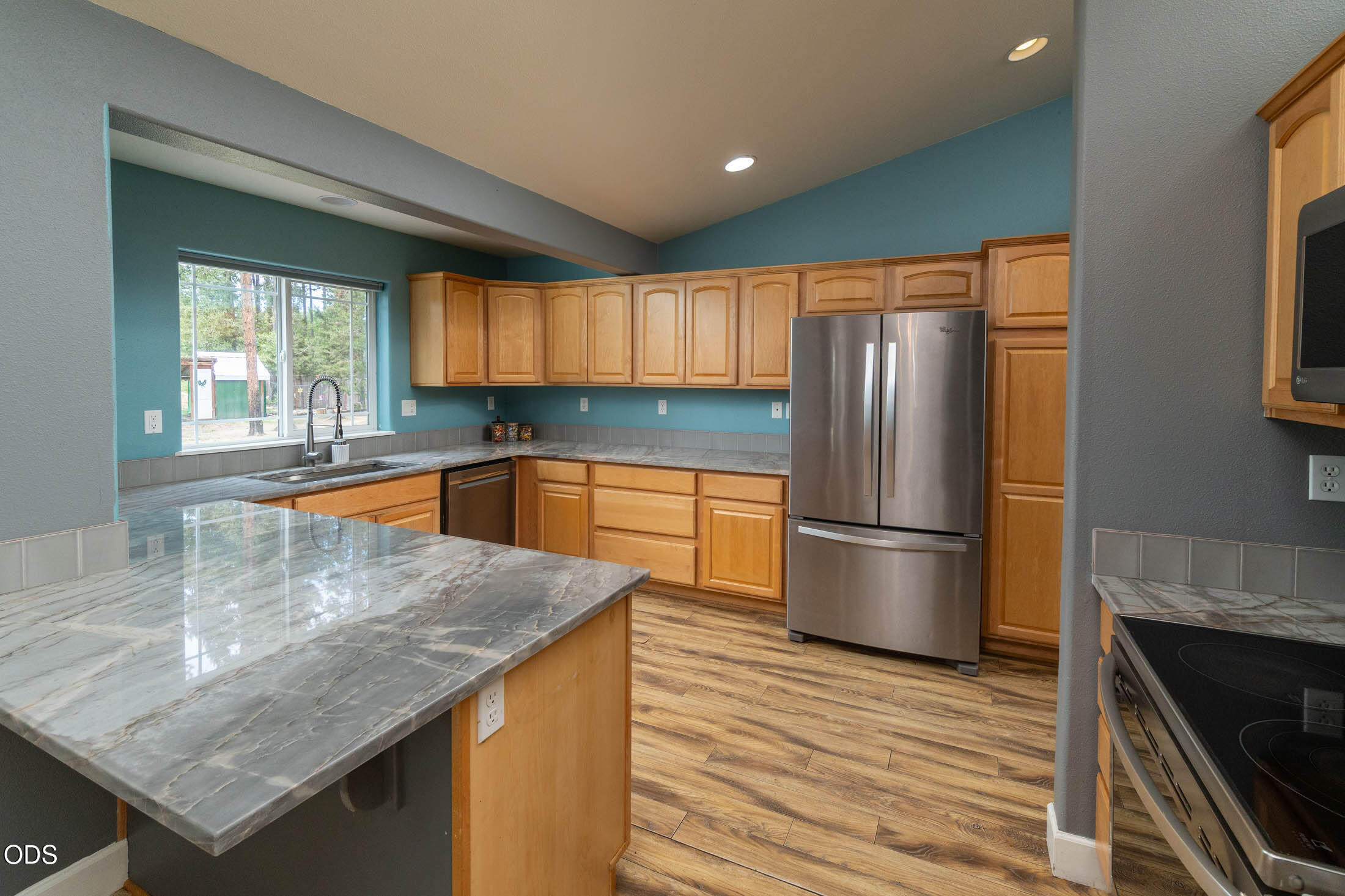51343 Mitchell Road La Pine, OR 97739 - Photo 5 of 46