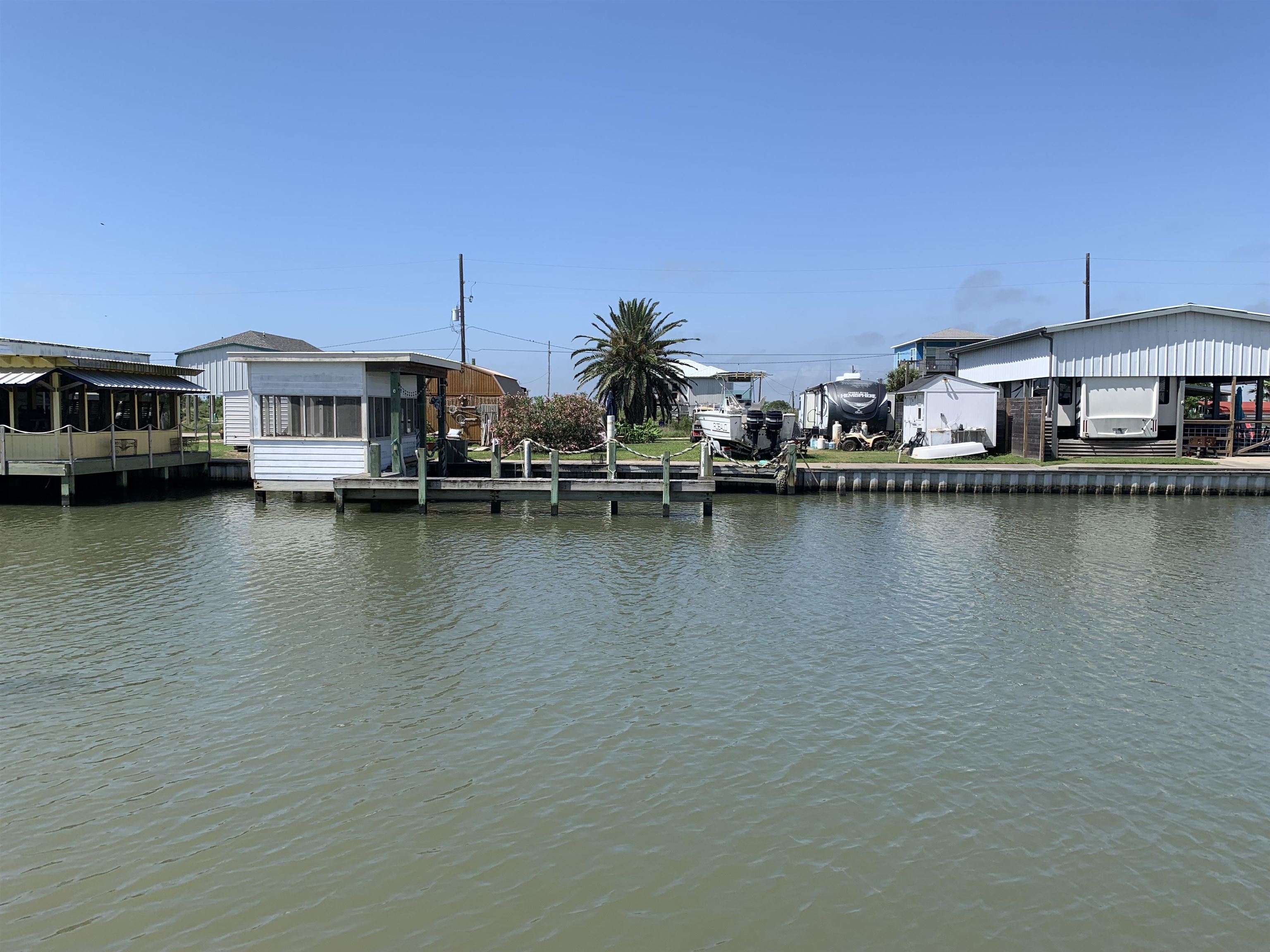 1228 Resort Road Crystal Beach, TX 77650 - Photo 3 of 4