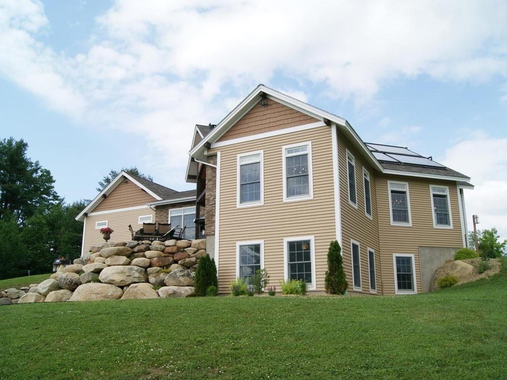 27 Fitch Road Jaffrey, NH 03452 - Photo 2 of 35