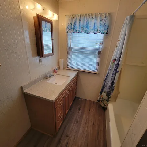 $209,900 | 518 South Indiana Avenue, Auburn, IN 46706