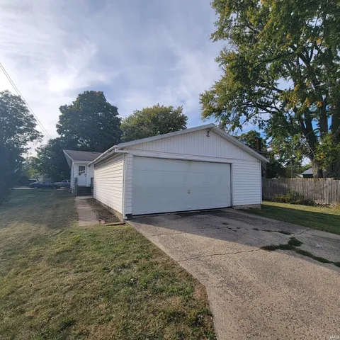 $209,900 | 518 South Indiana Avenue, Auburn, IN 46706