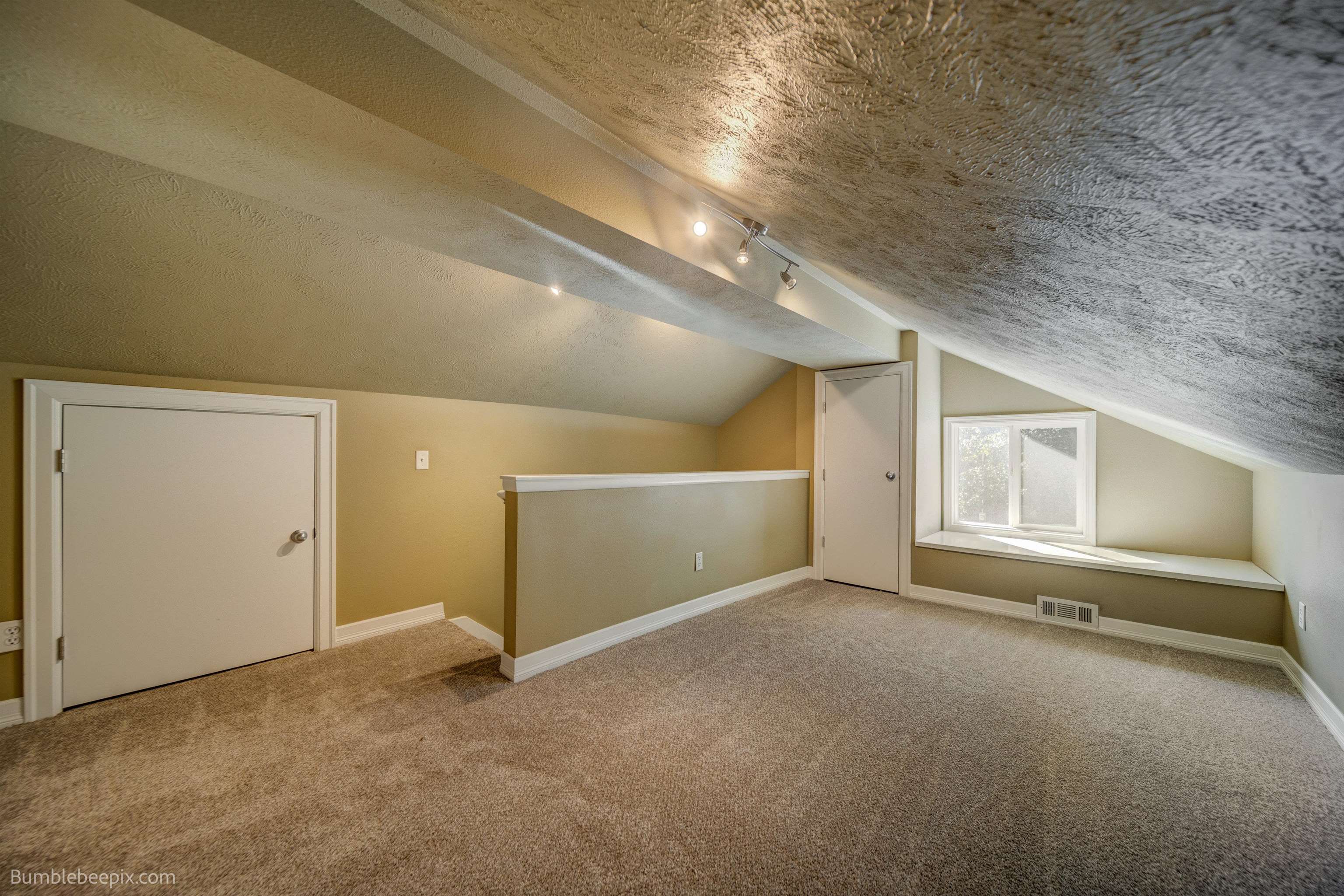 815 North University Road Spokane Valley, WA 99206 - Photo 19 of 50