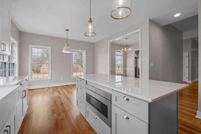 $1,270,000 | 2852 New Highway 7, Santa Fe, TN 38482