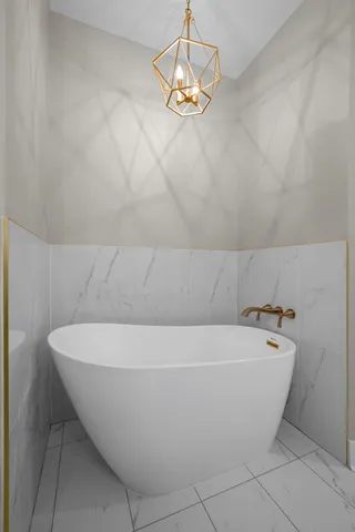 $1,270,000 | 2852 New Highway 7, Santa Fe, TN 38482