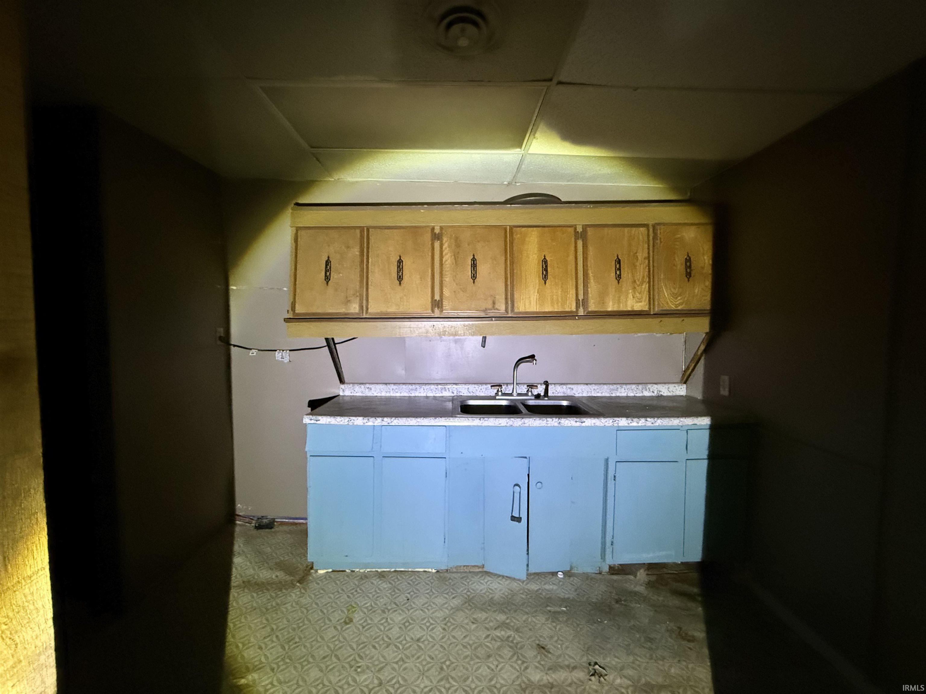 615 West Main Street Mitchell, IN 47446 - Photo 12 of 19