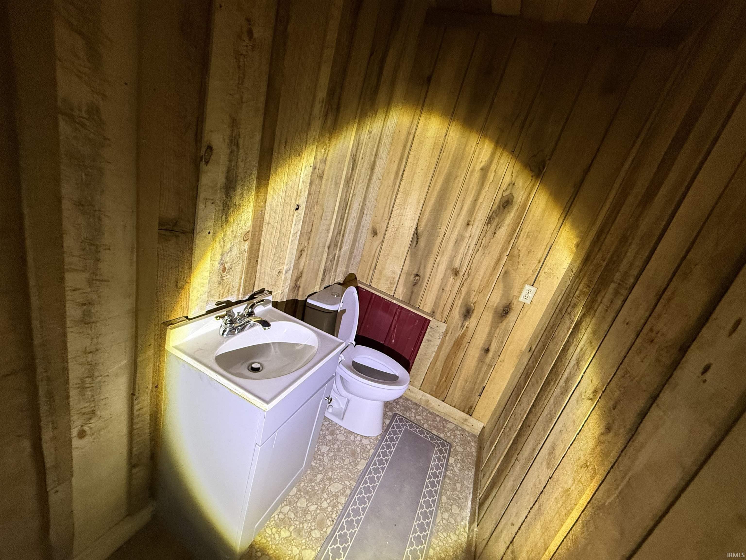 615 West Main Street Mitchell, IN 47446 - Photo 17 of 19