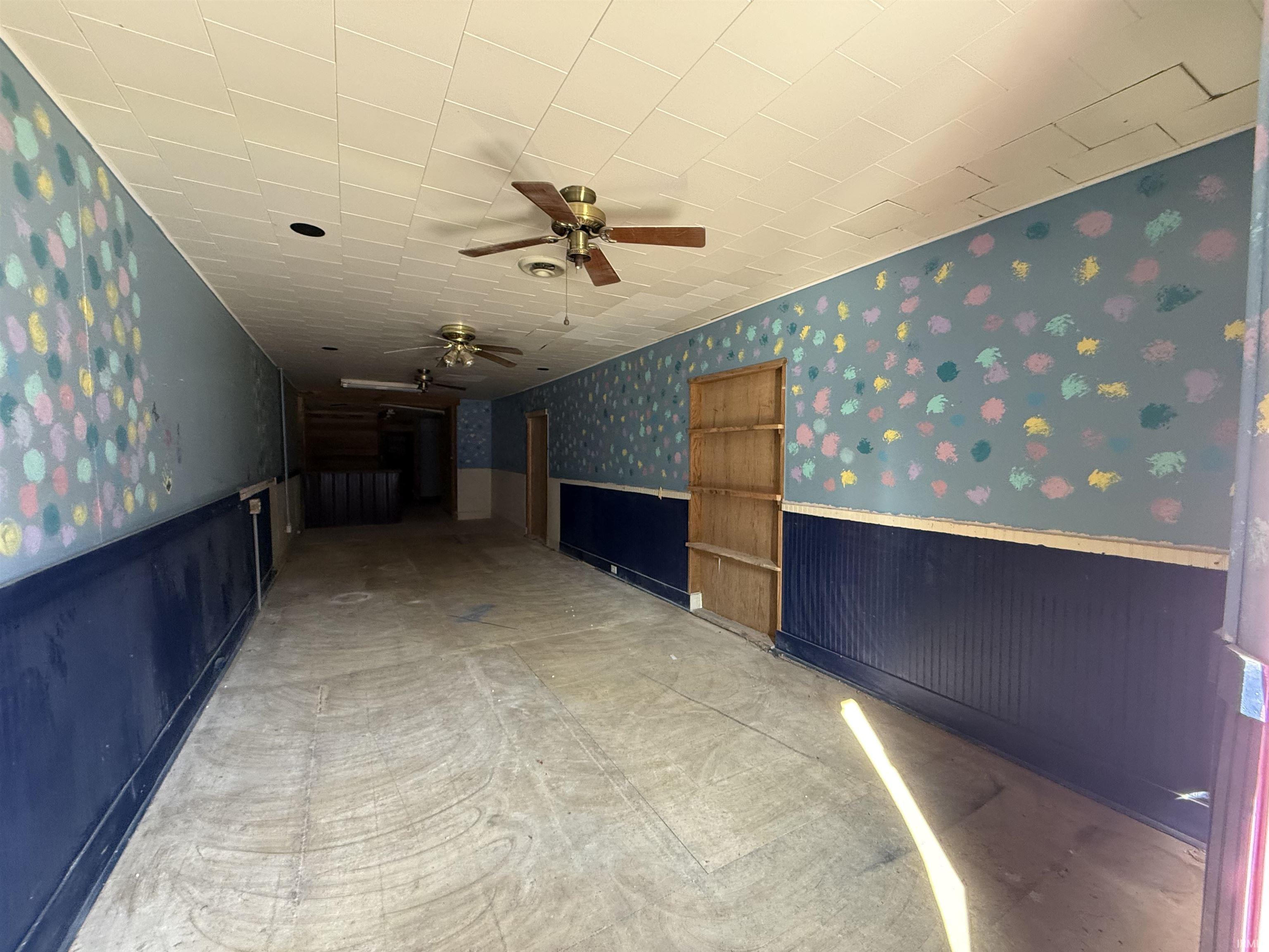 615 West Main Street Mitchell, IN 47446 - Photo 5 of 19